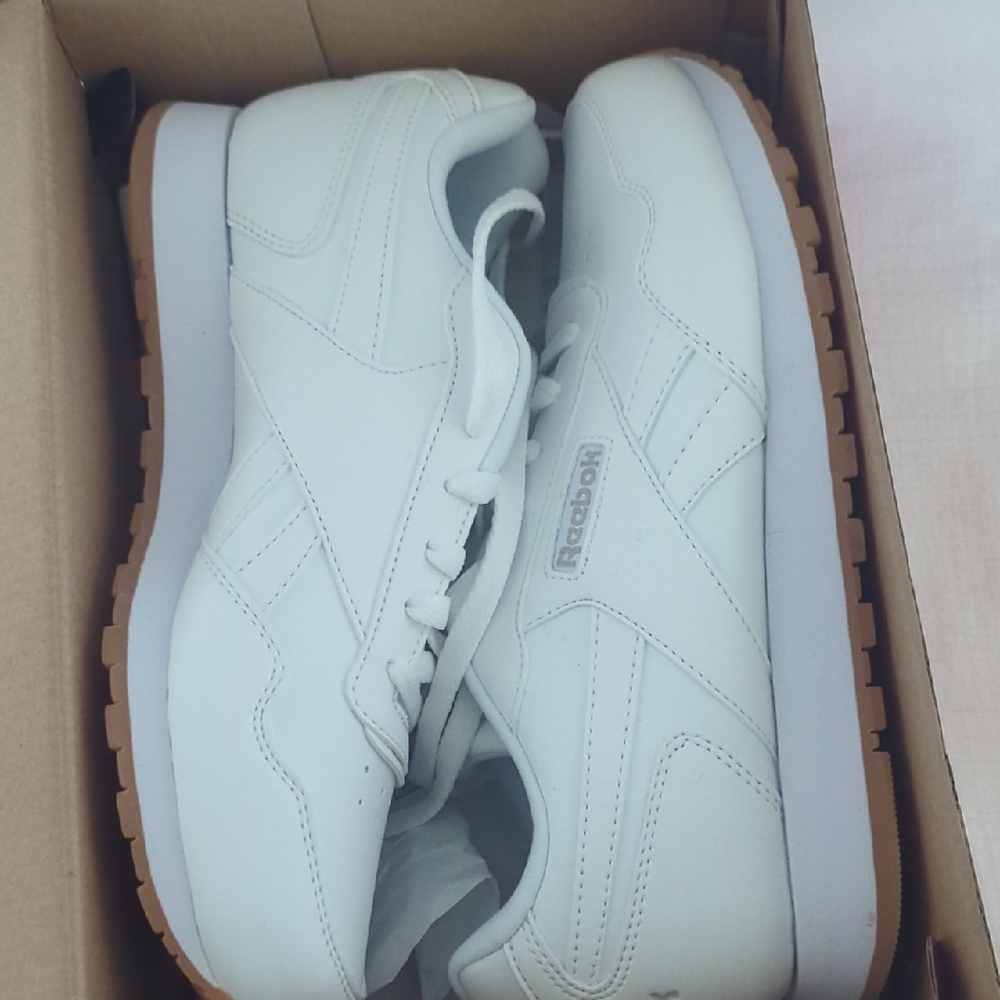 Reebok White Sneakers Classic Comfort Never Worn